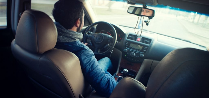 Navigating Traffic And Roadblocks: Chauffeur Tips And Tricks